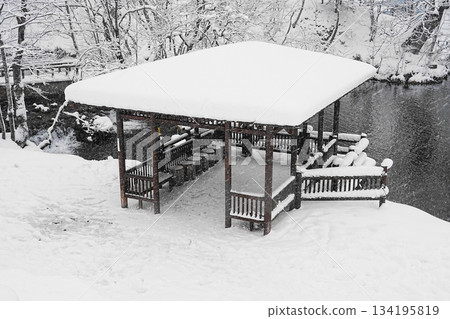 Fukidashi Park on a snowy day 134195819