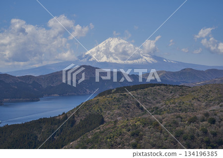 Mount Fuji and Lake Ashi from Mount Taikan, Hakone, Kanagawa Prefecture 134196385