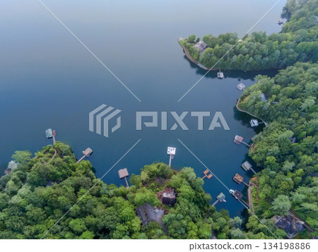 Beautiful landscape scenes at lake jocassee south carolina Beautiful landscape scenes at lake jocassee south carolina 134198886