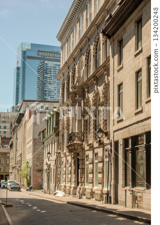 Old Montreal street view with historical buildings Old Montreal street view with historical buildings 134200248