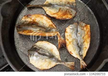 竹莢魚小吃的圖片 134200733