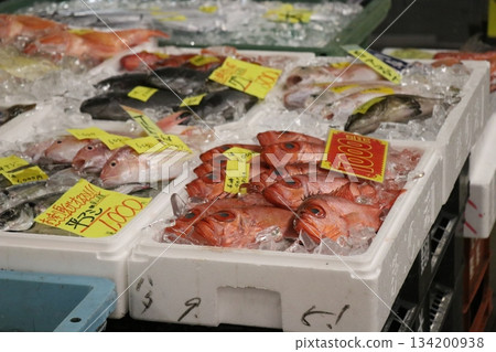 Nanki Shirahama Toretore Market, Wakayama Prefecture 134200938