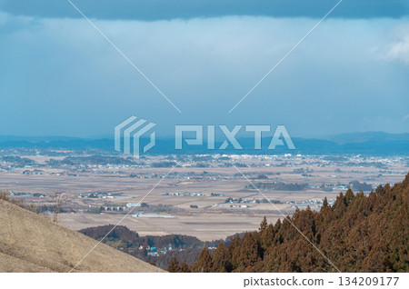 Winter suburban countryside 134209177