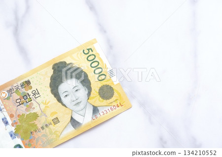 韓元紙幣 - 韓元（KRW）紙幣 134210552