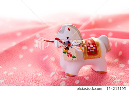 馬年生肖擺件 134213195