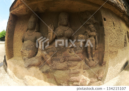 The religious sites and art at the Elora Caves,a UNESCO World Heritage Site,are one of the world's largest collections of rock-cut temples, dating back to 600-1000 AD. Located at Aurangabud in India. 134215107