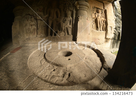The religious sites and art at the Elora Caves,a UNESCO World Heritage Site,are one of the world's largest collections of rock-cut temples, dating back to 600-1000 AD. Located at Aurangabud in India. 134216473