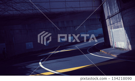A road 134218090