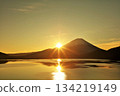 Japan's dawn Mt Fuji and the sun Japan's dawn Mt Fuji and the sun 134219149