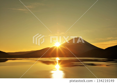Japan's dawn Mt Fuji and the sun 134219149