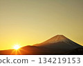 Japan's dawn Mt Fuji and the sun Japan's dawn Mt Fuji and the sun 134219153