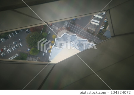 See-through floor See-through floor 134224072