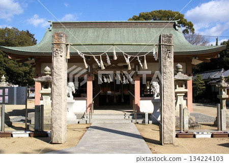 兵庫縣加古川市泊神社 兵庫縣加古川市泊神社 134224103