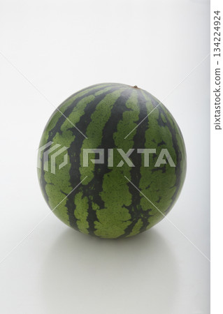 西瓜,西瓜,水果,白色背景,西瓜 西瓜,西瓜,水果,白色背景,西瓜 134224924