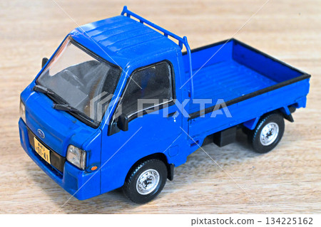 Light truck model 134225162
