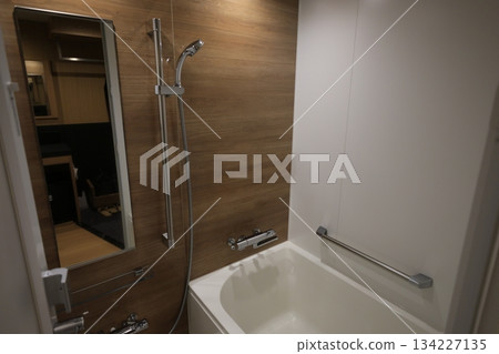 單位巴士 134227135