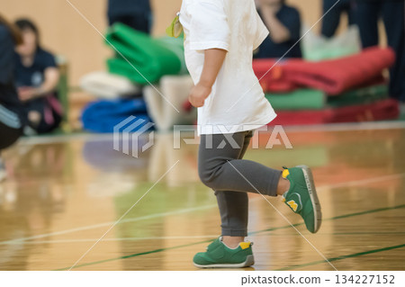 [幼兒園運動會障礙賽] 134227152