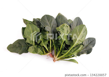  Fresh spinach 134228857