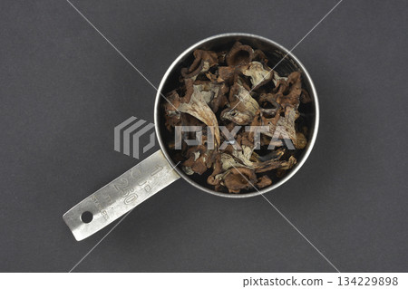 Measuring Dried Fungi 134229898