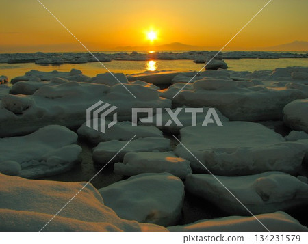 浮冰與日出 0702 01 134231579