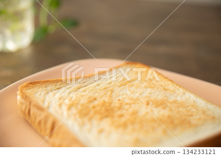 烤麵包機烤麵包的圖片 134233121