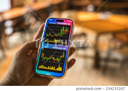 Check the market price on your smartphone Check the market price on your smartphone 134235167