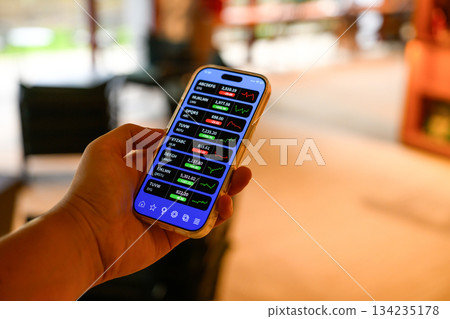 Check stock prices on your smartphone 134235178