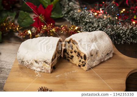 德式聖誕蛋糕 134235330