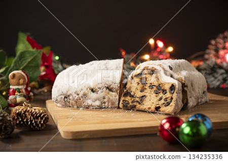 德式聖誕蛋糕 德式聖誕蛋糕 134235336