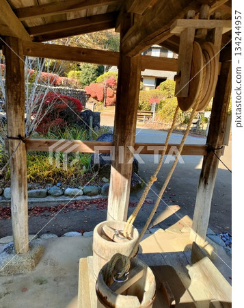 城市裡一座古老的民宅博物館,合掌造風格 城市裡一座古老的民宅博物館,合掌造風格 134244957