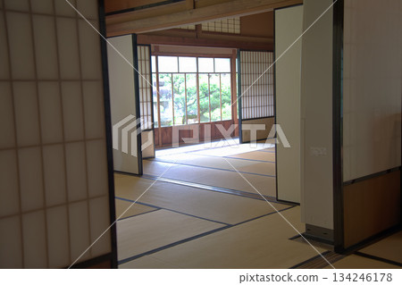 老房子的走廊 134246178