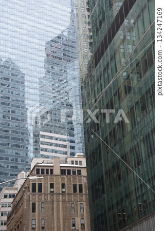 紐約曼哈頓的新舊建築 紐約曼哈頓的新舊建築 134247169