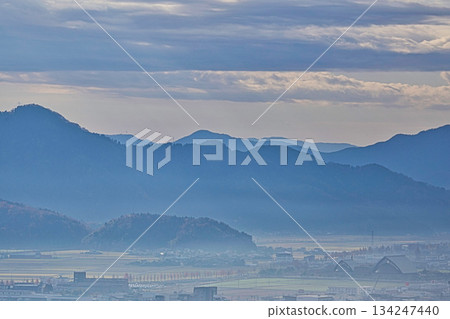 從八幡山和禦代文化公園看到的秋景 從八幡山和禦代文化公園看到的秋景 134247440