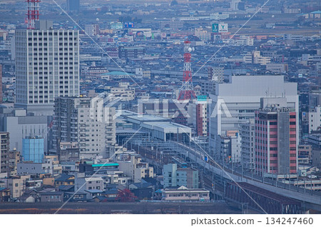 從八幡山和禦代文化公園看到的秋景 從八幡山和禦代文化公園看到的秋景 134247460