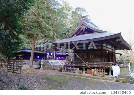 埼玉縣:金佐奈神社 / 參拜殿及內門斜視 / 上川町,兒玉郡 埼玉縣:金佐奈神社 / 參拜殿及內門斜視 / 上川町,兒玉郡 134250400