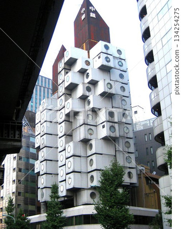 October 11, 2008 Ginza 8-chome Nakagin Capsule Tower Building Kisho Kurokawa 134254275
