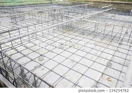 澆築鋼筋混凝土之前的基礎 134254762