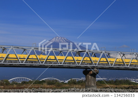 黃博士和富士山 黃博士和富士山 134256033