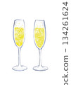 兩隻香檳杯的水彩插圖 134261624