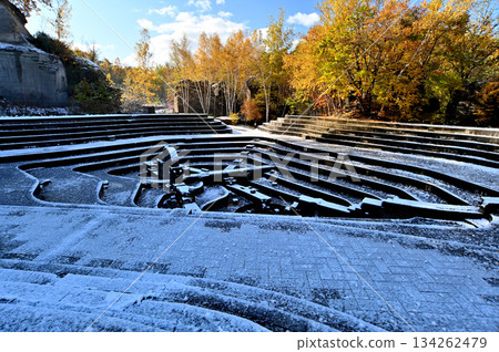Ishiyama Green Space Negative Mound 134262479