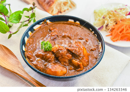 Handmade beef tendon curry 134263346