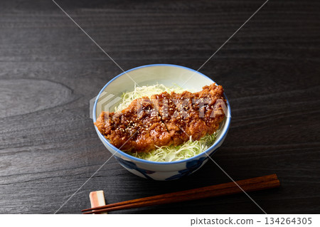 Source cutlet bowl Source cutlet bowl 134264305
