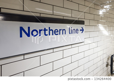 London Underground Northern Line Platform Sign London Underground Northern Line Platform Sign 134264400