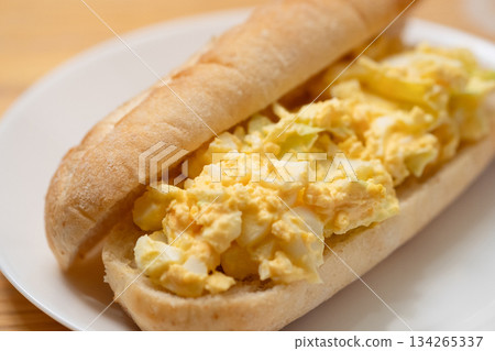 Homemade egg sandwich bun Homemade egg sandwich bun 134265337
