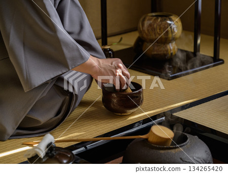 爐灶開爐日的濃茶儀式 134265420