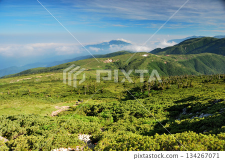 【山景】富山縣北阿爾卑斯山脈北俁岳附近 134267071