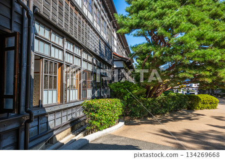 Meirinkan, a domain school in Hagi City, Yamaguchi Prefecture 134269668