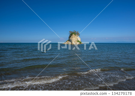 能登半島地震後的三付島 能登半島地震後的三付島 134270178