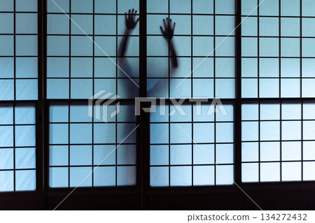 障子門後的幽靈 134272432