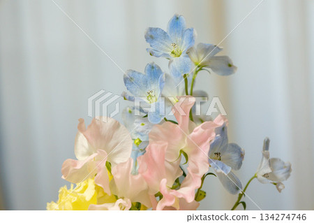 Wedding bouquet Wedding bouquet 134274746